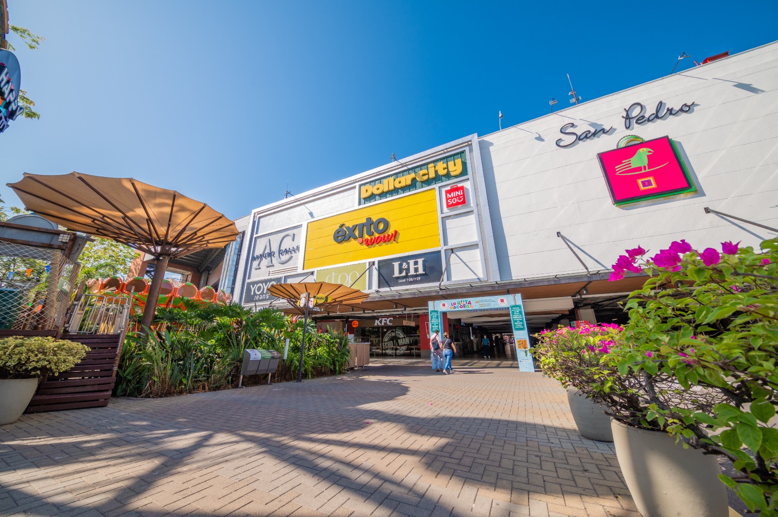 san pedro plaza centro comercial en neiva